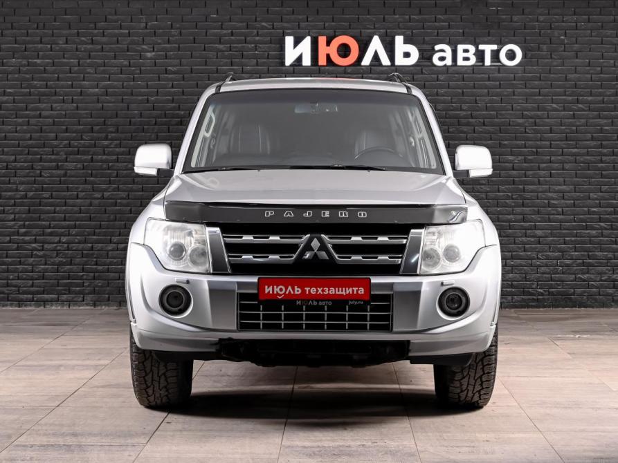 Mitsubishi Pajero IV Рестайлинг 1 Екатеринбург  - изображение 2