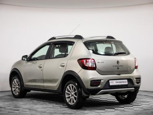 Renault Sandero II с пробегом 2016 года, цена 799 000 рублей, 104200 км, хэтчбек, Автокод Объявления