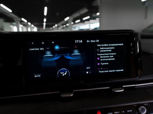 Kia Carnival III с пробегом 2021 года, цена 3 800 000 рублей, 62100 км, минивэн, Автокод Объявления