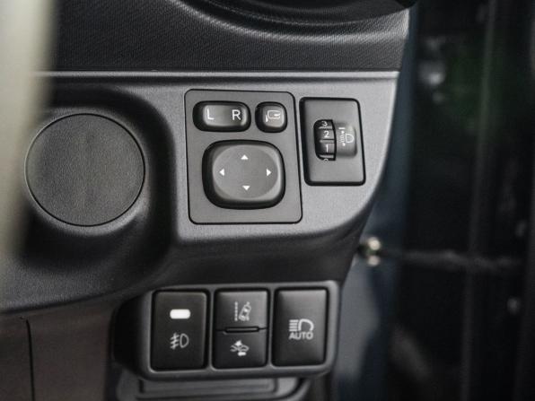 Toyota Aqua I Рестайлинг 2 с пробегом 2019 года, цена 1 229 500 рублей, 92503 км, хэтчбек, Автокод Объявления