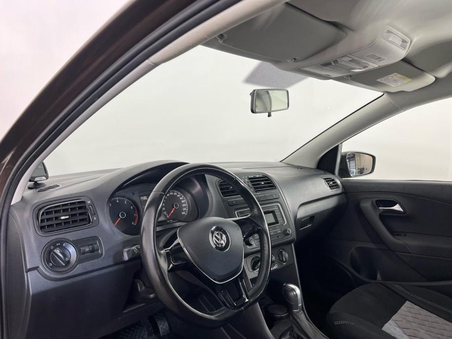 Volkswagen Polo V Рестайлинг Архангельск  - изображение 12