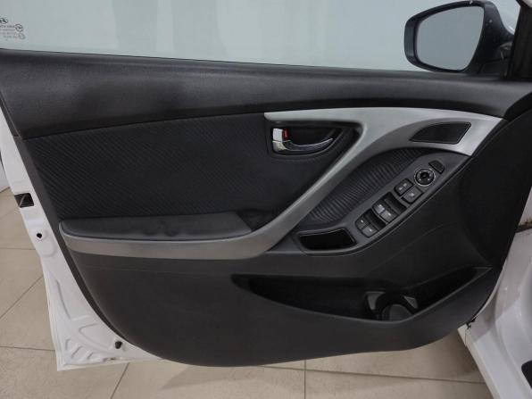 Hyundai Elantra V (MD) с пробегом 2012 года, цена 970 000 рублей, 208518 км, седан, Автокод Объявления