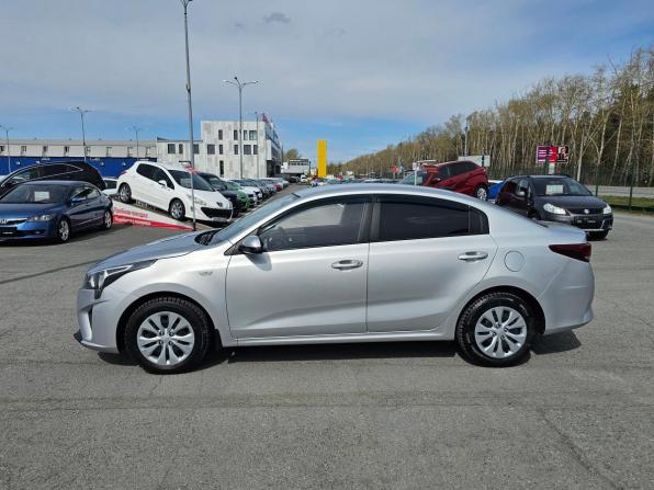 Kia Rio IV Рестайлинг с пробегом 2020 года, цена 1 649 995 рублей, 79132 км, седан, Автокод Объявления
