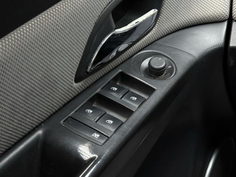 Chevrolet Cruze I Ижевск  - изображение 23
