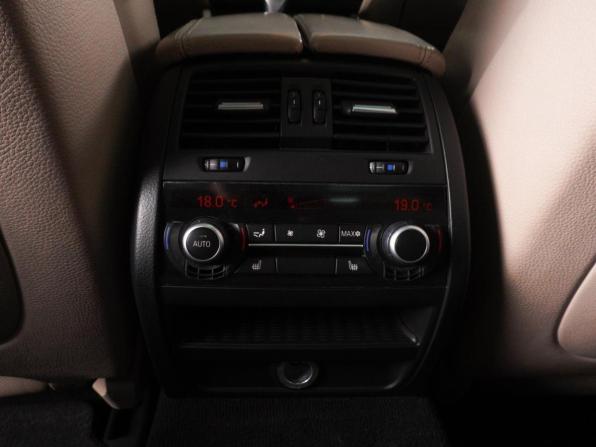 BMW 5 серии VI (F10/F11/F07) с пробегом 2010 года, цена 2 469 000 рублей, 274278 км, седан, Автокод Объявления