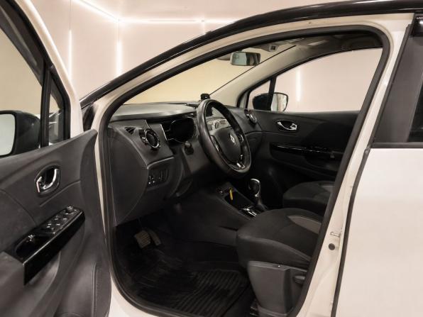Renault Kaptur I с пробегом 2017 года, цена 1 295 000 рублей, 134000 км, внедорожник, Автокод Объявления