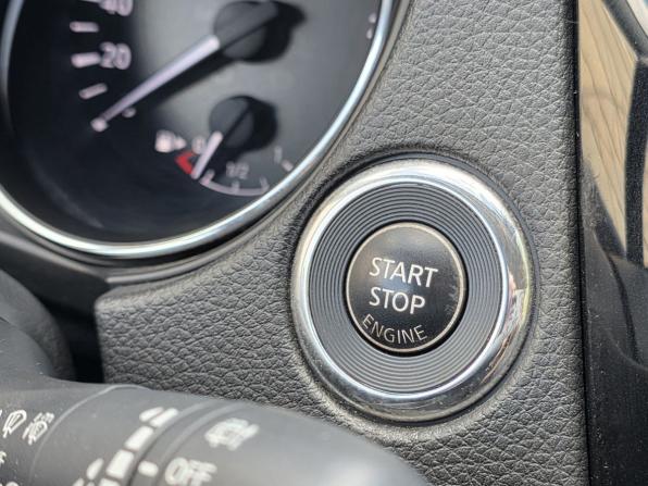 Nissan Qashqai II Рестайлинг с пробегом 2021 года, цена 1 900 000 рублей, 125485 км, внедорожник, Автокод Объявления