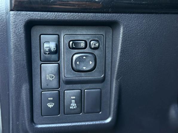 Toyota Land Cruiser Prado 150 Series Рестайлинг 1 с пробегом 2014 года, цена 3 180 000 рублей, 190000 км, внедорожник, Автокод Объявления