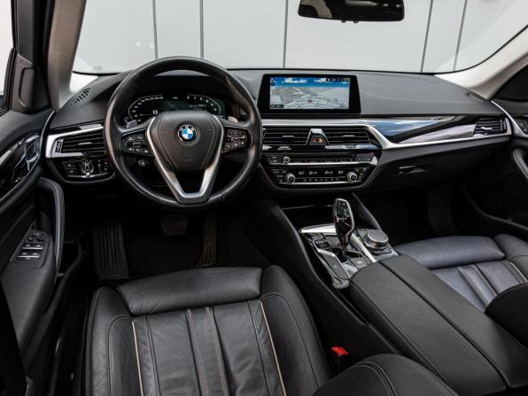 BMW 5 серии VII (G30/G31/G38) с пробегом 2019 года, цена 3 999 000 рублей, 104913 км, седан, Автокод Объявления