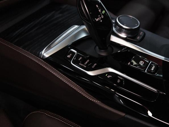 BMW 5 серии VII (G30/G31/G38) Рестайлинг с пробегом 2020 года, цена 5 750 000 рублей, 92054 км, седан, Автокод Объявления