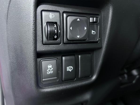 Nissan Juke I с пробегом 2012 года, цена 1 075 000 рублей, 125907 км, внедорожник, Автокод Объявления