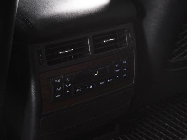 Toyota Land Cruiser 200 Series Рестайлинг 2 с пробегом 2016 года, цена 6 750 000 рублей, 188711 км, внедорожник, Автокод Объявления