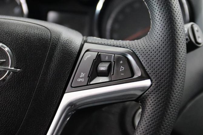 Opel Mokka I с пробегом 2013 года, цена 1 095 950 рублей, 111925 км, внедорожник, Автокод Объявления