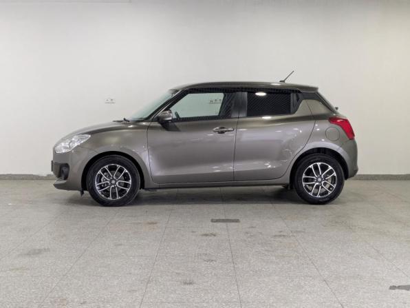 Suzuki Swift V Рестайлинг с пробегом 2024 года, цена 1 800 000 рублей, 23913 км, хэтчбек, Автокод Объявления