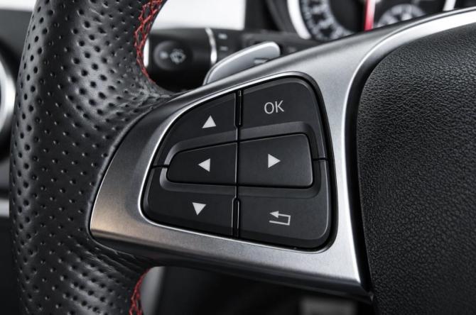 Mercedes-Benz CLA I (C117 X117) с пробегом 2015 года, цена 1 699 000 рублей, 170000 км, седан, Автокод Объявления