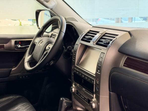 Lexus GX II Рестайлинг с пробегом 2017 года, цена 3 947 000 рублей, 230805 км, внедорожник, Автокод Объявления