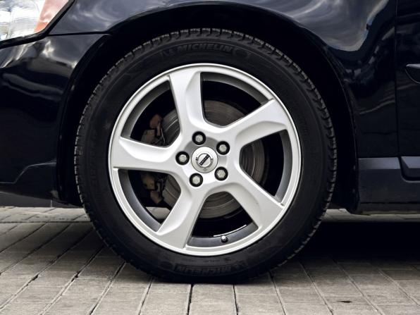 Volvo V50 I Рестайлинг с пробегом 2007 года, цена 749 000 рублей, 291602 км, универсал, Автокод Объявления