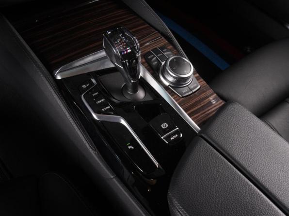 BMW 5 серии VII (G30/G31/G38) Рестайлинг с пробегом 2022 года, цена 5 480 000 рублей, 29210 км, седан, Автокод Объявления