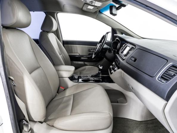 Kia Carnival III с пробегом 2019 года, цена 2 499 000 рублей, 54364 км, минивэн, Автокод Объявления