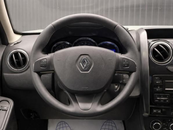 Renault Duster I Рестайлинг с пробегом 2017 года, цена 997 000 рублей, 227424 км, внедорожник, Автокод Объявления