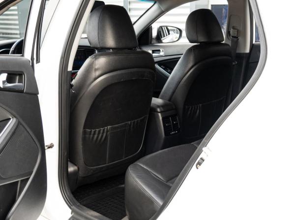 Kia Optima III Рестайлинг с пробегом 2015 года, цена 1 495 000 рублей, 163123 км, седан, Автокод Объявления