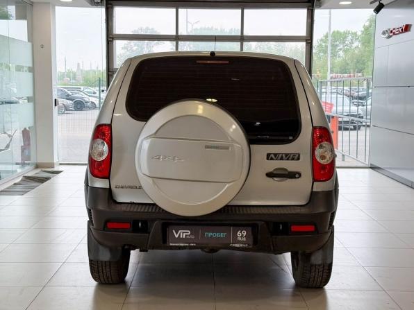 Chevrolet Niva I Рестайлинг с пробегом 2010 года, цена 437 000 рублей, 118146 км, внедорожник, Автокод Объявления