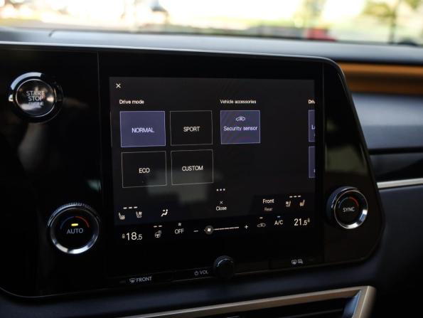 Lexus RX V с пробегом 2025 года, цена 7 199 000 рублей, 7916 км, внедорожник, Автокод Объявления
