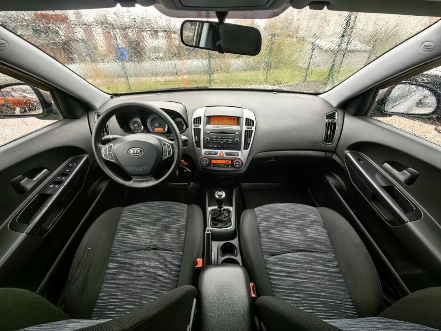 Kia Ceed I Санкт-Петербург  - изображение 12