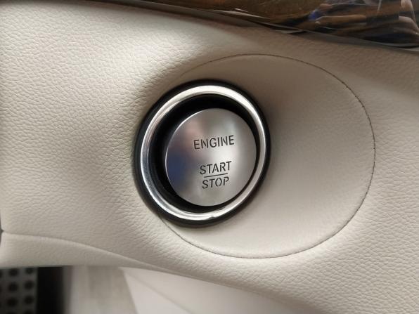 Mercedes-Benz CLS II (C218) Рестайлинг с пробегом 2014 года, цена 3 300 000 рублей, 91426 км, седан, Автокод Объявления