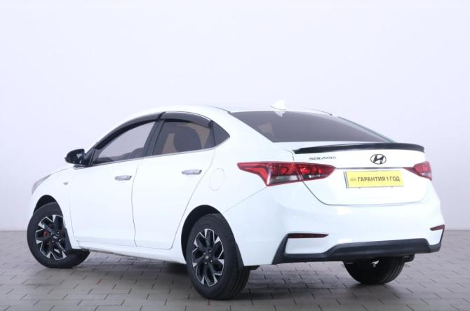Hyundai Solaris II с пробегом 2017 года, цена 1 189 000 рублей, 236000 км, седан, Автокод Объявления