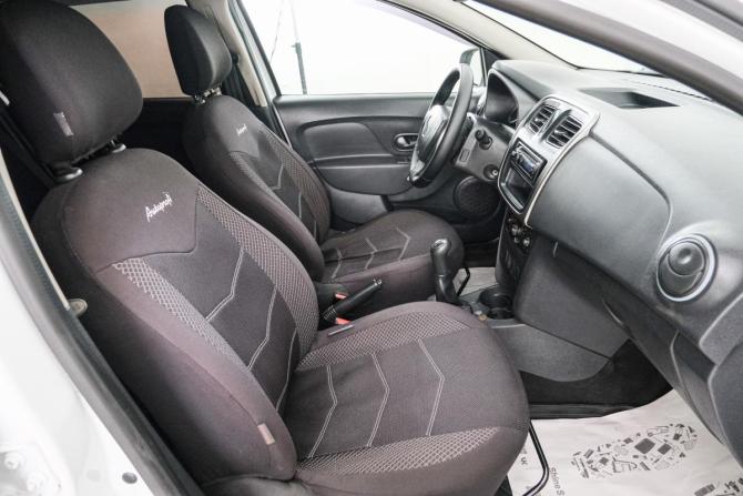 Renault Logan II с пробегом 2017 года, цена 649 000 рублей, 103500 км, седан, Автокод Объявления