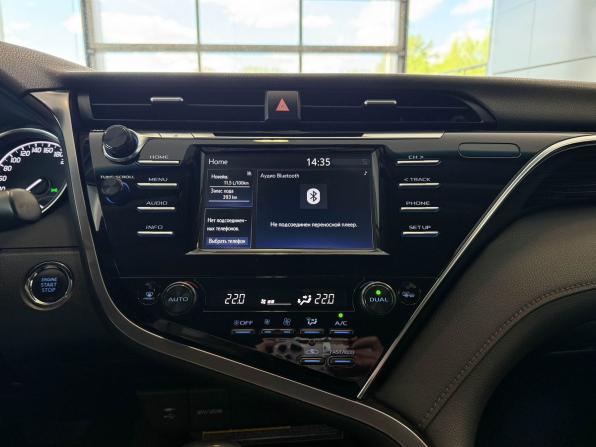 Toyota Camry VIII (XV70) с пробегом 2019 года, цена 2 417 000 рублей, 115678 км, седан, Автокод Объявления