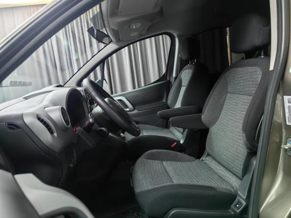 Citroen Berlingo II Рестайлинг 2 с пробегом 2017 года, цена 1 333 000 рублей, 89134 км, минивэн, Автокод Объявления