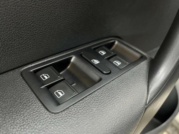 Volkswagen Polo V Рестайлинг с пробегом 2018 года, цена 1 154 630 рублей, 95810 км, седан, Автокод Объявления