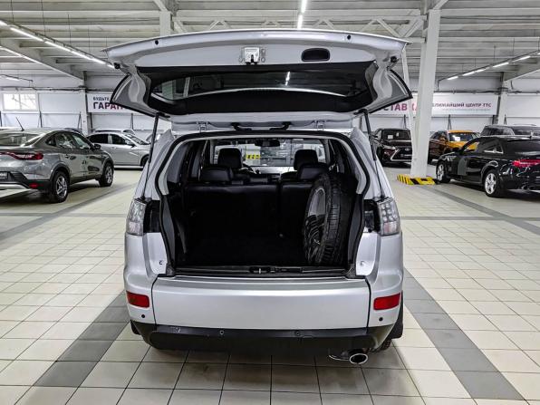Mitsubishi Outlander II с пробегом 2008 года, цена 910 000 рублей, 105000 км, внедорожник, Автокод Объявления
