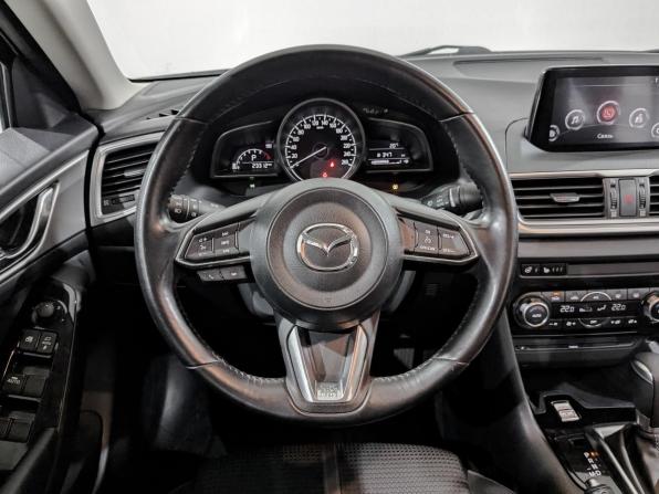 Mazda 3 III (BM) Рестайлинг с пробегом 2016 года, цена 1 795 000 рублей, 23310 км, седан, Автокод Объявления