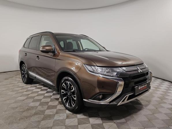 Mitsubishi Outlander III Рестайлинг 3 с пробегом 2021 года, цена 2 249 000 рублей, 107418 км, внедорожник, Автокод Объявления