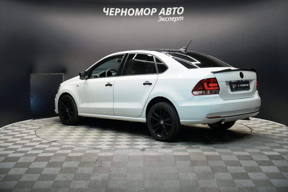 Volkswagen Polo V Рестайлинг Крым  - изображение 3