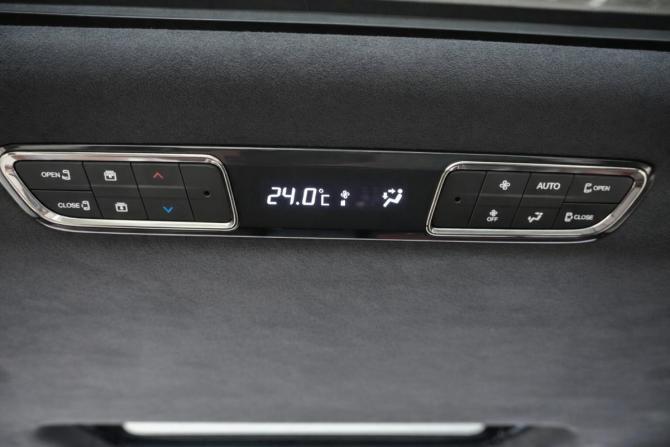 GAC M8 с пробегом 2024 года, цена 5 990 000 рублей, 12079 км, минивэн, Автокод Объявления