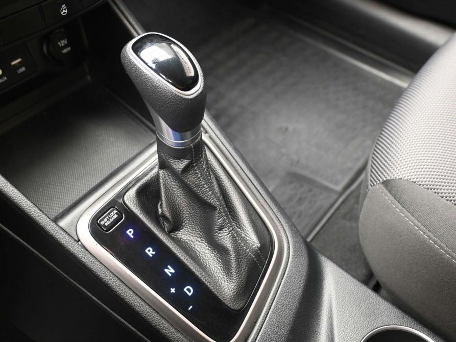 Hyundai Solaris II Ростов-на-Дону  - изображение 19
