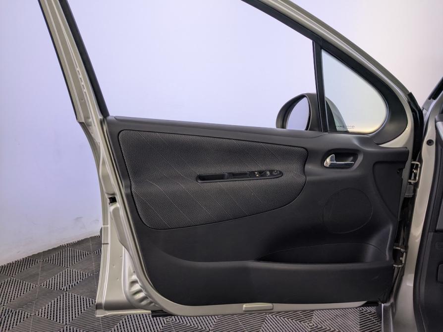 Peugeot 207 I Москва  - изображение 19