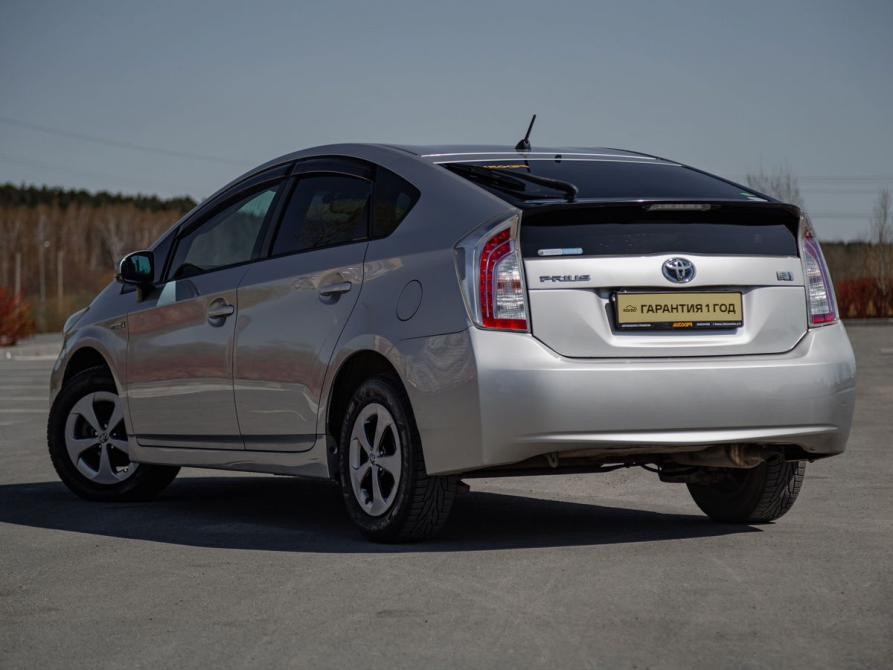 Toyota Prius III Рестайлинг (XW30) Тюмень  - изображение 3