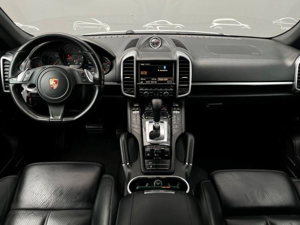 Porsche Cayenne II (958) с пробегом 2013 года, цена 2 497 600 рублей, 261431 км, внедорожник, Автокод Объявления