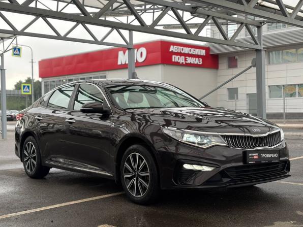 Kia Optima IV Рестайлинг с пробегом 2018 года, цена 1 745 000 рублей, 156000 км, седан, Автокод Объявления