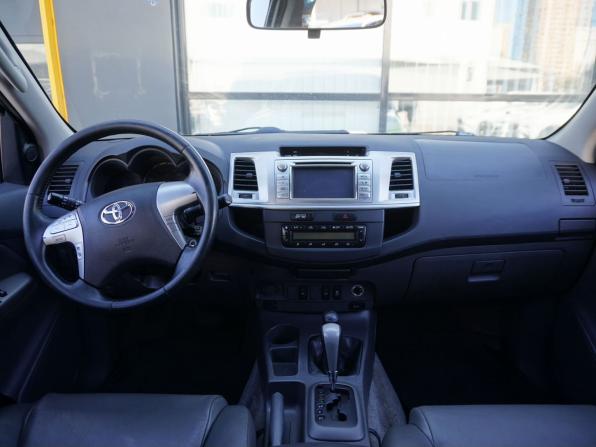 Toyota Hilux VII Рестайлинг с пробегом 2013 года, цена 2 160 000 рублей, 246565 км, offers.body_type.unknown, Автокод Объявления