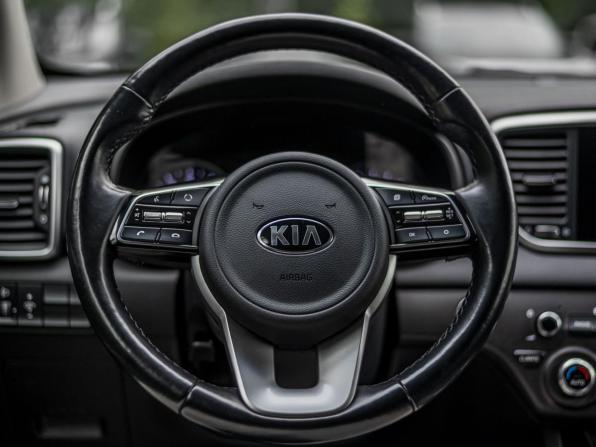 Kia Sportage IV Рестайлинг с пробегом 2019 года, цена 1 869 000 рублей, 90197 км, внедорожник, Автокод Объявления