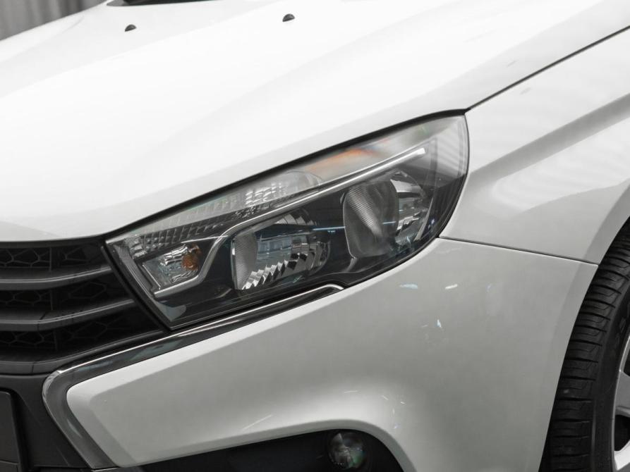 Lada (ВАЗ) Vesta I Москва  - изображение 8