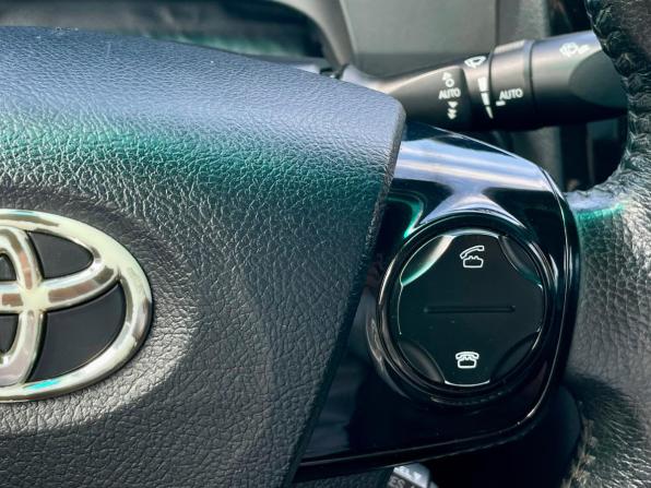 Toyota Camry VII (XV50) с пробегом 2012 года, цена 1 360 000 рублей, 218900 км, седан, Автокод Объявления