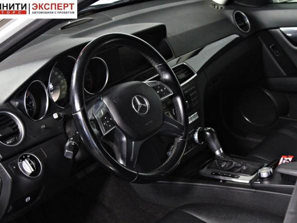 Mercedes-Benz C-Класс III (W204) Рестайлинг с пробегом 2011 года, цена 1 397 000 рублей, 160680 км, седан, Автокод Объявления