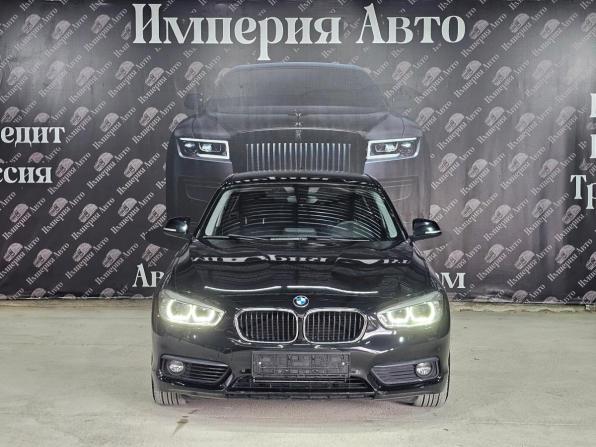 BMW 1 серии II (F20/F21) Рестайлинг 2 с пробегом 2017 года, цена 1 695 000 рублей, 142643 км, хэтчбек, Автокод Объявления